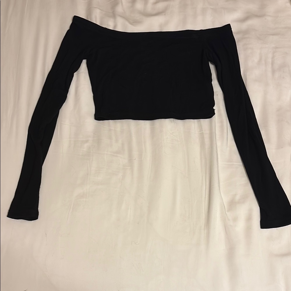 Soprano Black Fitted Long Sleeve Crop Blouse